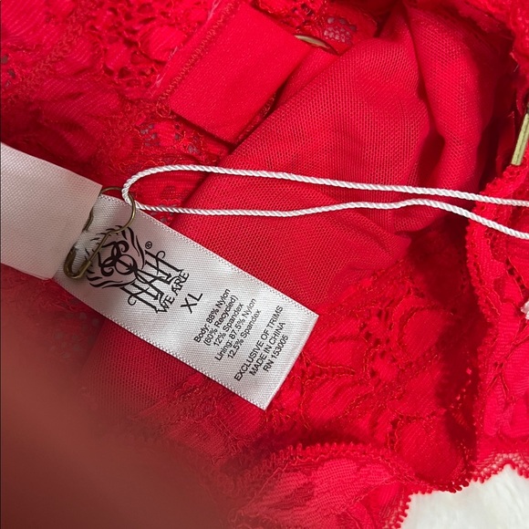 We Are HAH “Got Ur Back” Lace Plunge Bra Red Size XL NWT - Picture 10 of 12